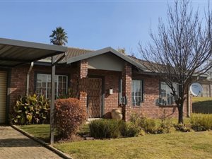 2 Bed Townhouse in Fairleads