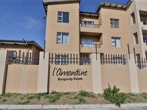 2 Bed Apartment in Burgundy Estate