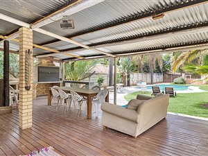 4 Bed House in Bramley