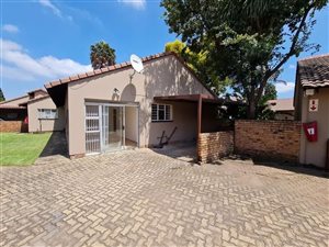 3 Bed Townhouse in Bonaero Park