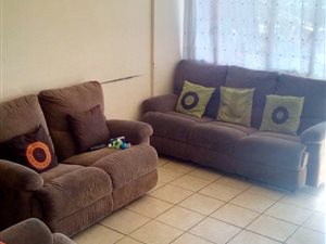 2 Bed Apartment in Yeoville