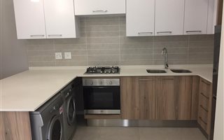 1 Bedroom Apartment in Modderfontein