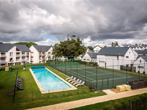2 Bed Apartment in Emberton Estate