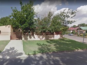 1 Bed Flat in Krugersdorp Central