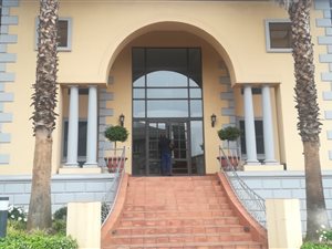 417 m² Commercial space in Houghton Estate