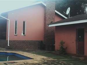 3 Bed House in Cleland