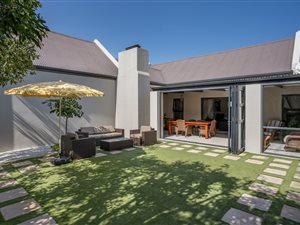 4 Bed House in Schonenberg Estate