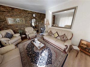 3 Bed House in Elarduspark