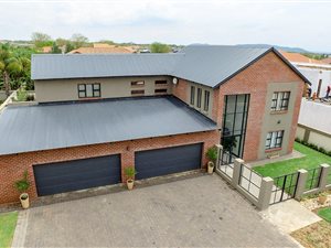6 Bed House in Zambezi Country Estate