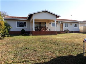 4 Bed Simplex in Lincoln Meade