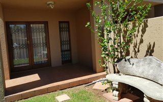 2 Bedroom Apartment in Woodmead