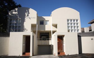 2 Bedroom Apartment in Rondebosch