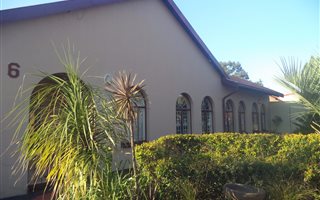 3 Bedroom House in Mackenzie Park