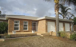 3 Bedroom House in D Urbanvale