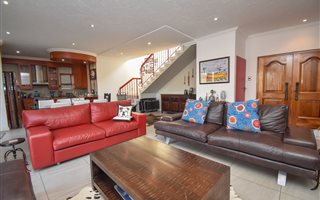 3 Bedroom Cluster in Fourways