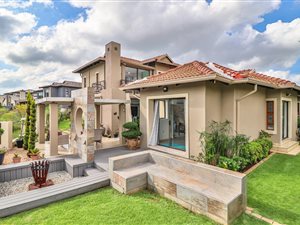 5 Bed House in Monavoni