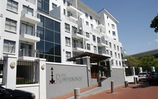 1 Bedroom Apartment in Rondebosch