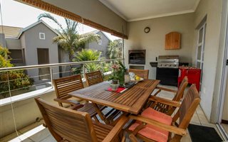 2 Bedroom Apartment in Eagle Canyon Golf Estate