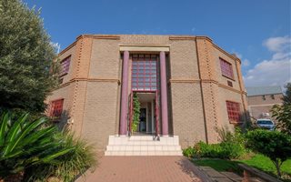 509 m² Industrial space in Founders Hill