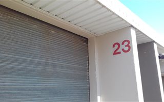 125 m² Industrial space in Halfway House