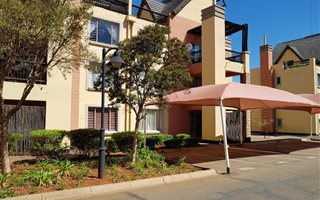2 Bedroom Apartment in Clubview