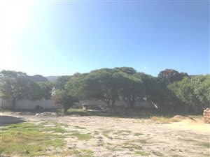 773 m² Land available in Eastcliff