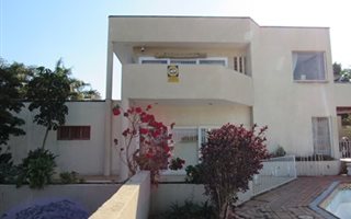 4 Bedroom House in Isipingo Hills