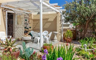 2 Bedroom Apartment in Myoli Beach