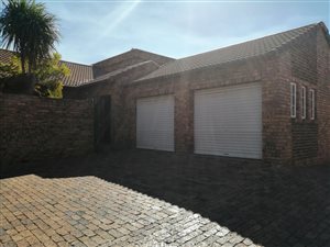 3 Bed Townhouse in Brackendowns