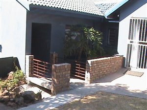 4 Bed House in Zwartkop