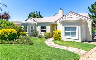 4 Bedroom House in Welgedacht