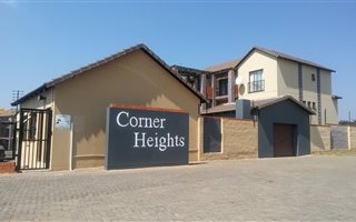 2 Bedroom Apartment in Azaleapark