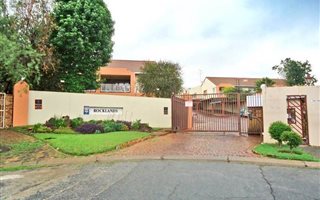2 Bedroom Apartment in Corlett Gardens