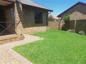 2 Bedroom Townhouse in Riversdale
