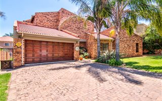 3 Bedroom House in Glen Erasmia