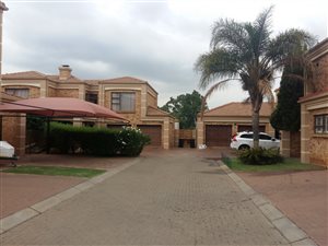 2 Bed Cluster in Boksburg West
