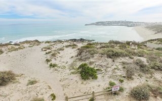 417 m² Land available in Calypso Beach