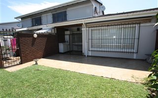 4 Bedroom Duplex in Prospect Hall