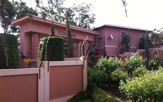 2 Bedroom House in Sterrewag