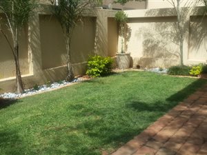2 Bed Apartment in Willow Park Manor