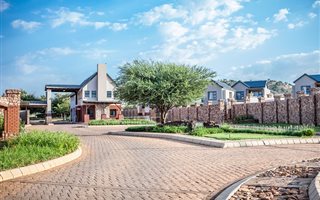 2 Bedroom Apartment in Hartbeespoort Dam
