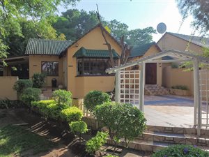 10 Bedroom House in President Park