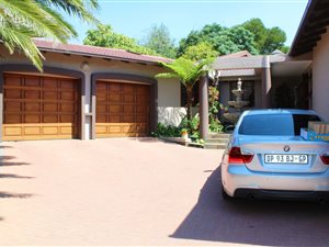 3 Bed House in Brackendowns