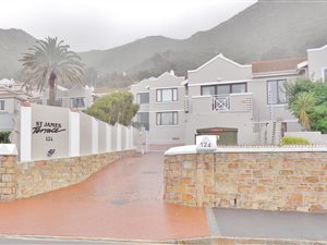 2 Bed Apartment in St James