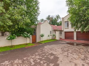 5 Bed Townhouse in Heidelberg Central
