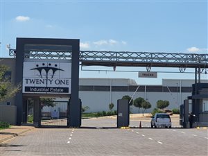 5805 m² Land available in Clayville