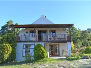 4 ha Farm in Grabouw