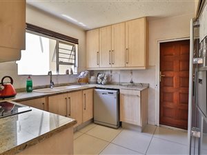 4 Bed Cluster in Sunninghill