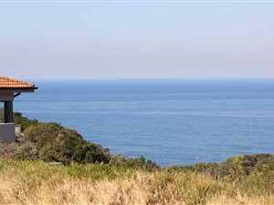 1220 m² Land available in Khamanga Bay