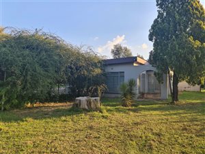 4.3 ha Smallholding in Riversdale Midway